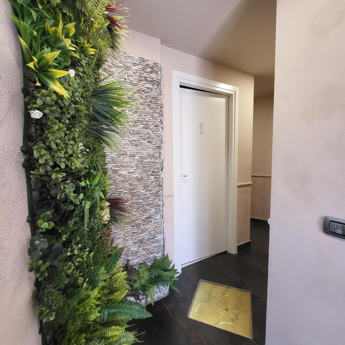 Illuvia 2 Affitta Camere Cornaredo Exterior photo