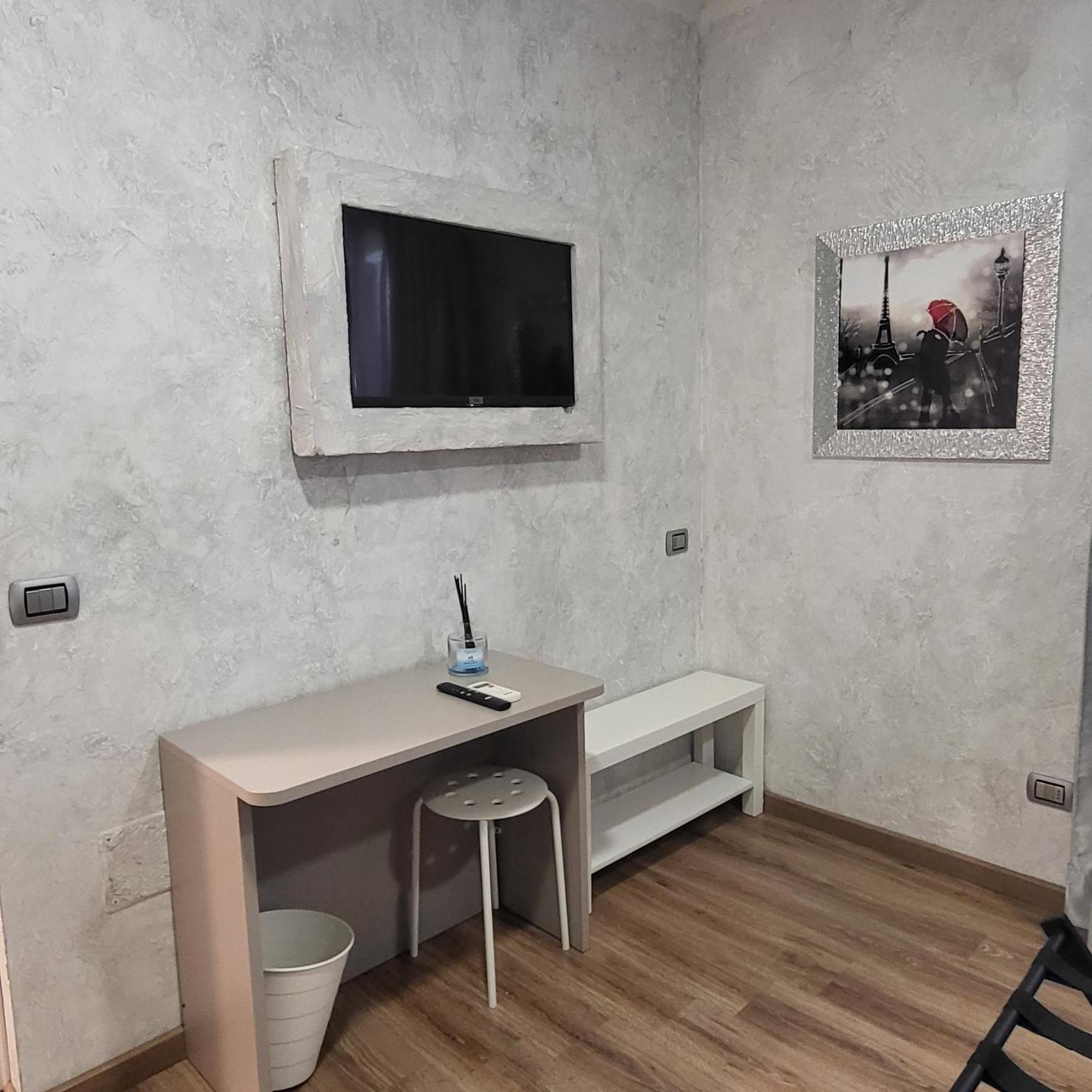 Illuvia 2 Affitta Camere Cornaredo Exterior photo
